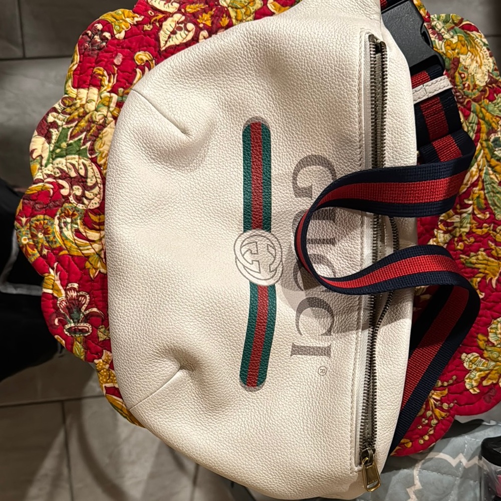 Gucci White Leather Waist or chest Bag with Signature Stripe